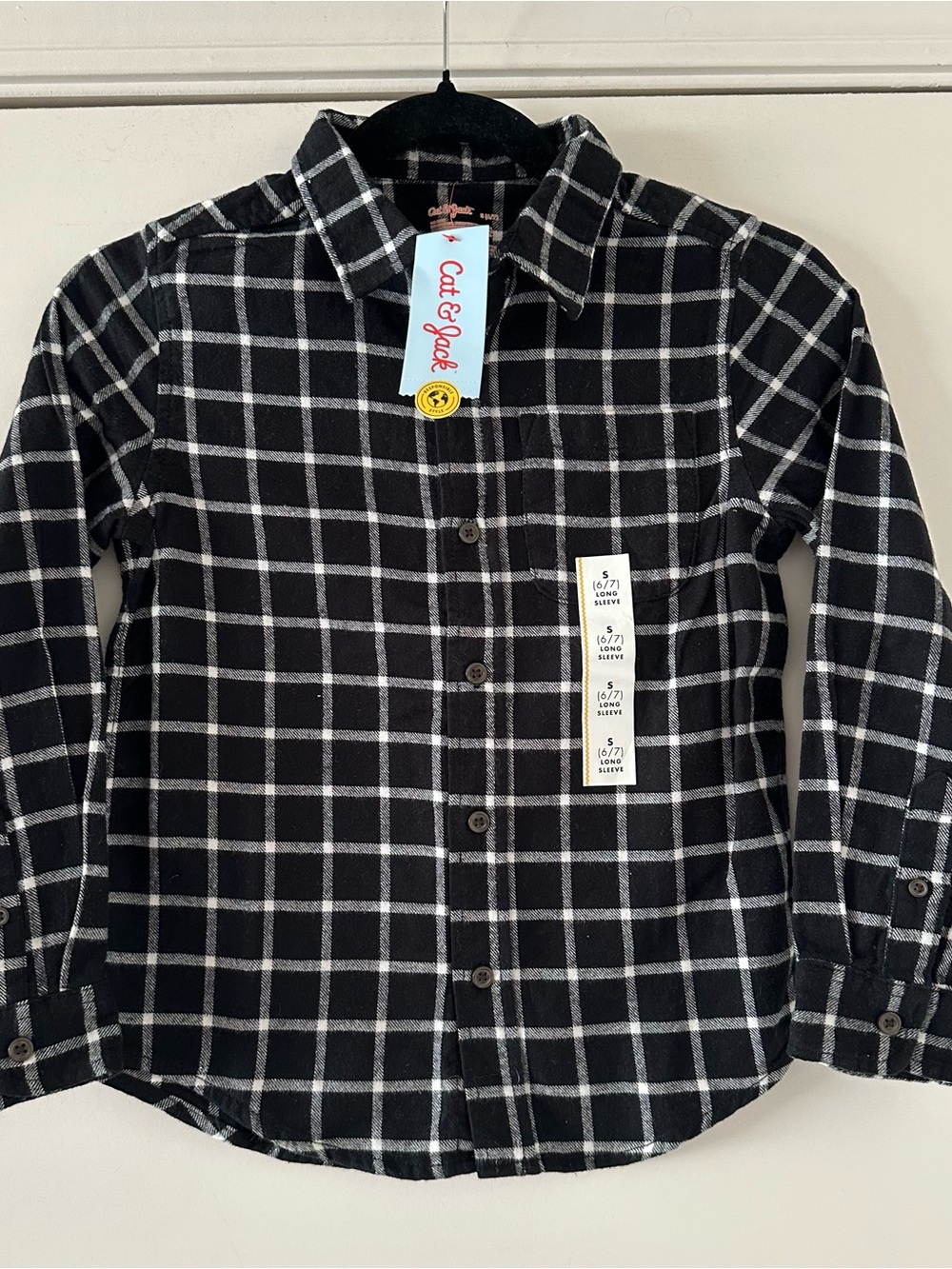 Cat & Jack Black and White Plaid Flannel Long Sleeve Button-Down Kids Shirt